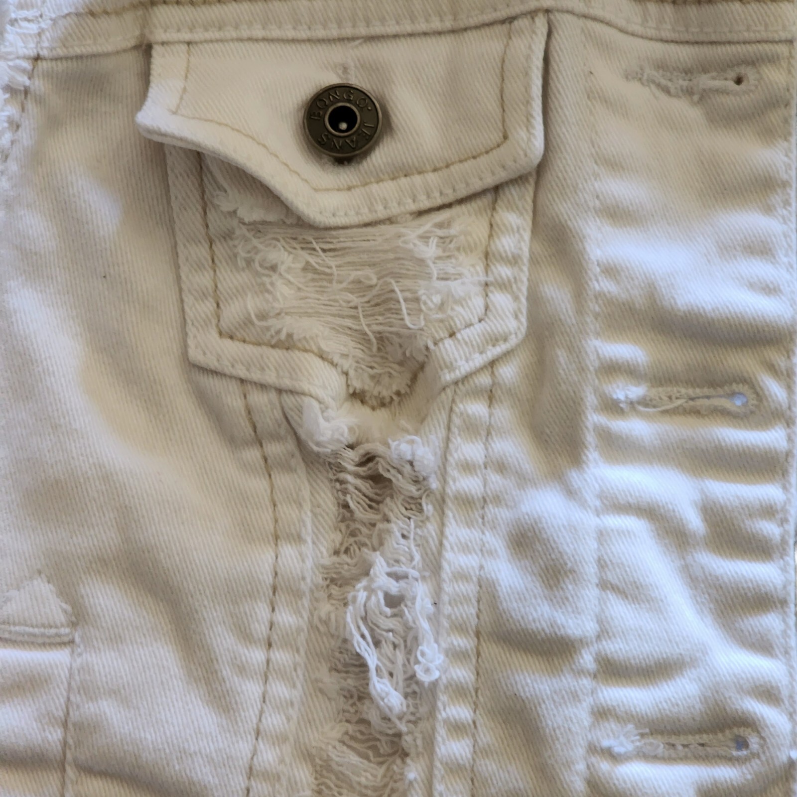 Bongo Women’s/Junior’s Size M Distressed White Denim Vest