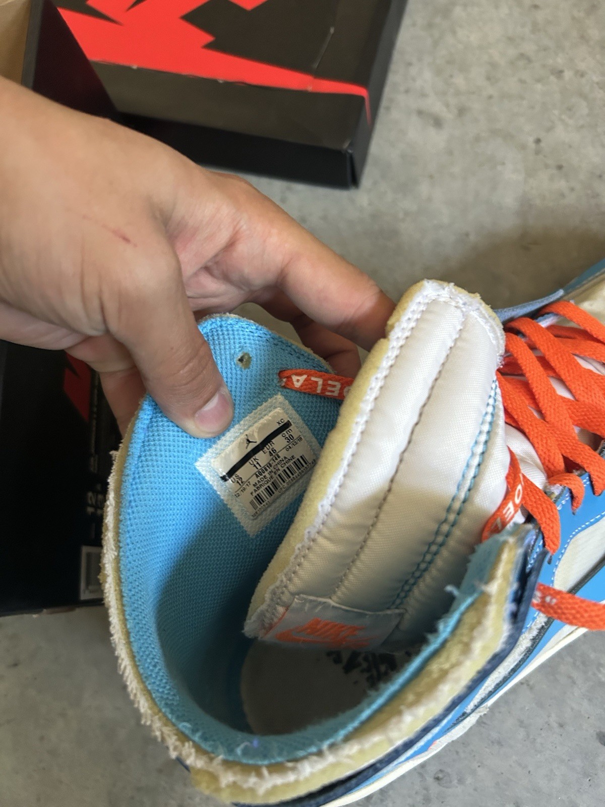 Nike Air Jordan 1 off white unc sneakers