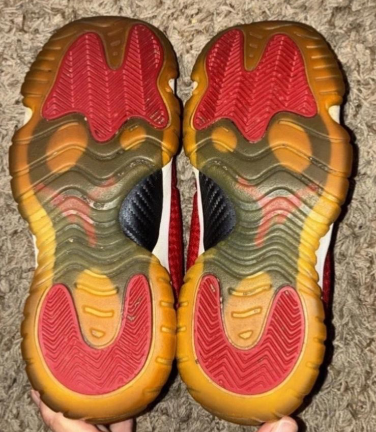 Nike Air Jordan Future Low Boys Size 5Y Red Woven Sneakers 724813-601🔥FAST SHIP