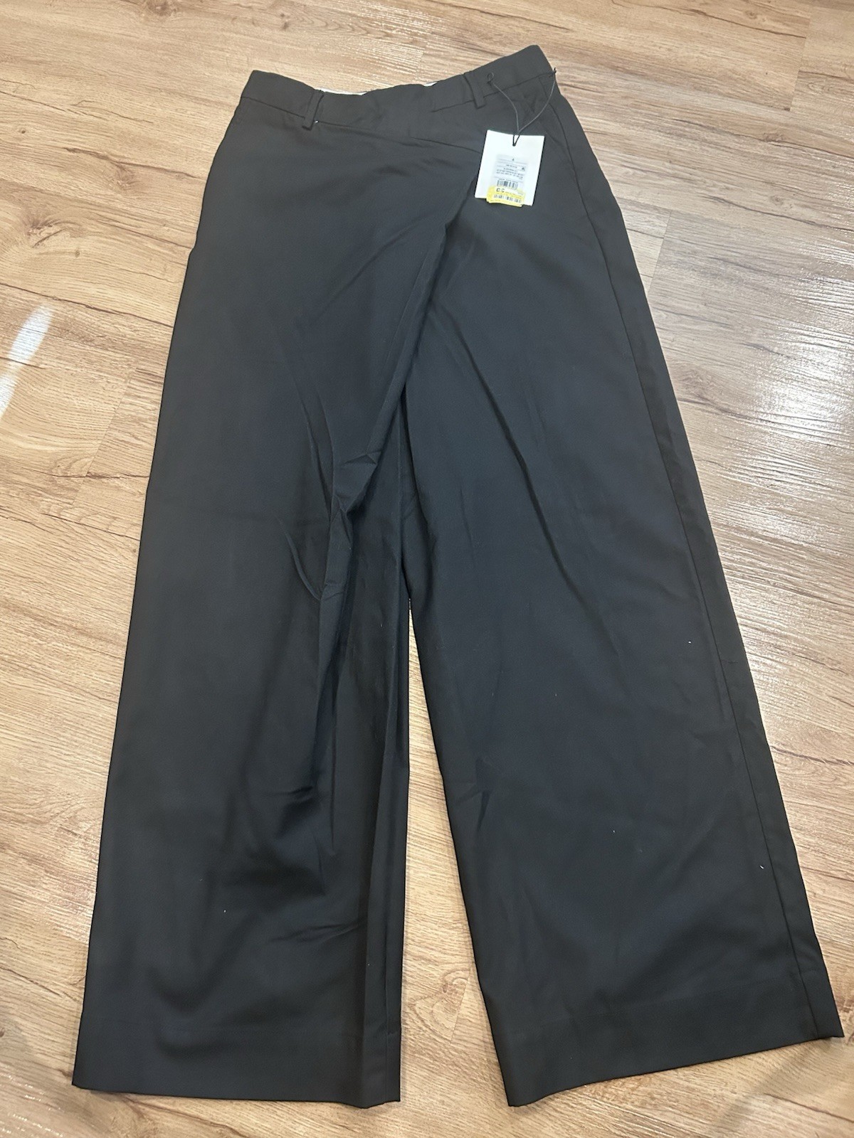 Zara Women’s Black Wide-Leg High Rise Pleated Pants S Pockets Zip