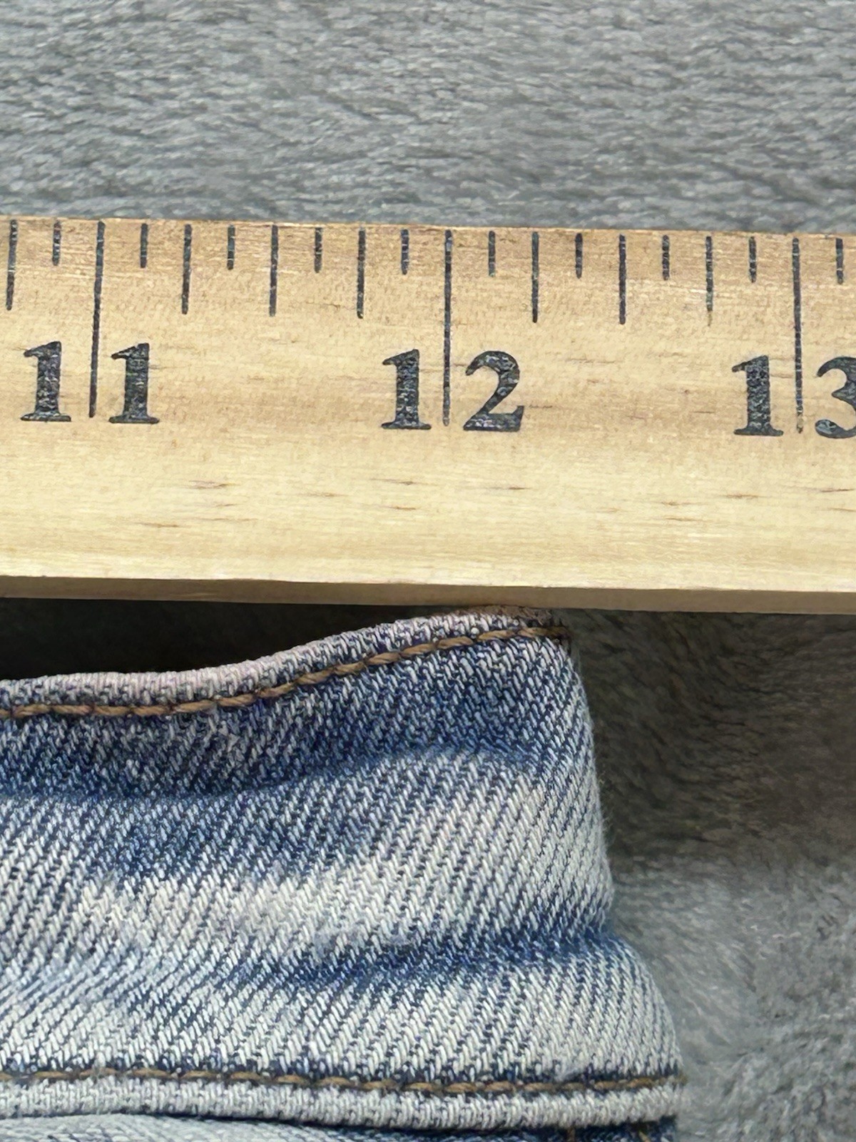 American Eagle Jeans Womens Sz 2 Reg Blue Highest Rise 90’s Boyfriend Distressed