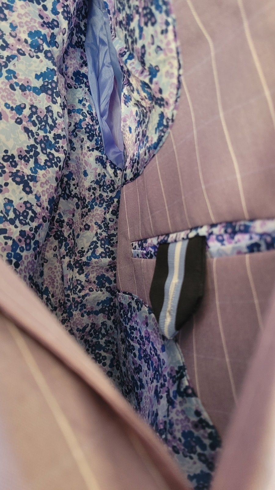 Tailorbyrd Mens Plaid Blazer, Lilac Mini Windowpane Sport Coat