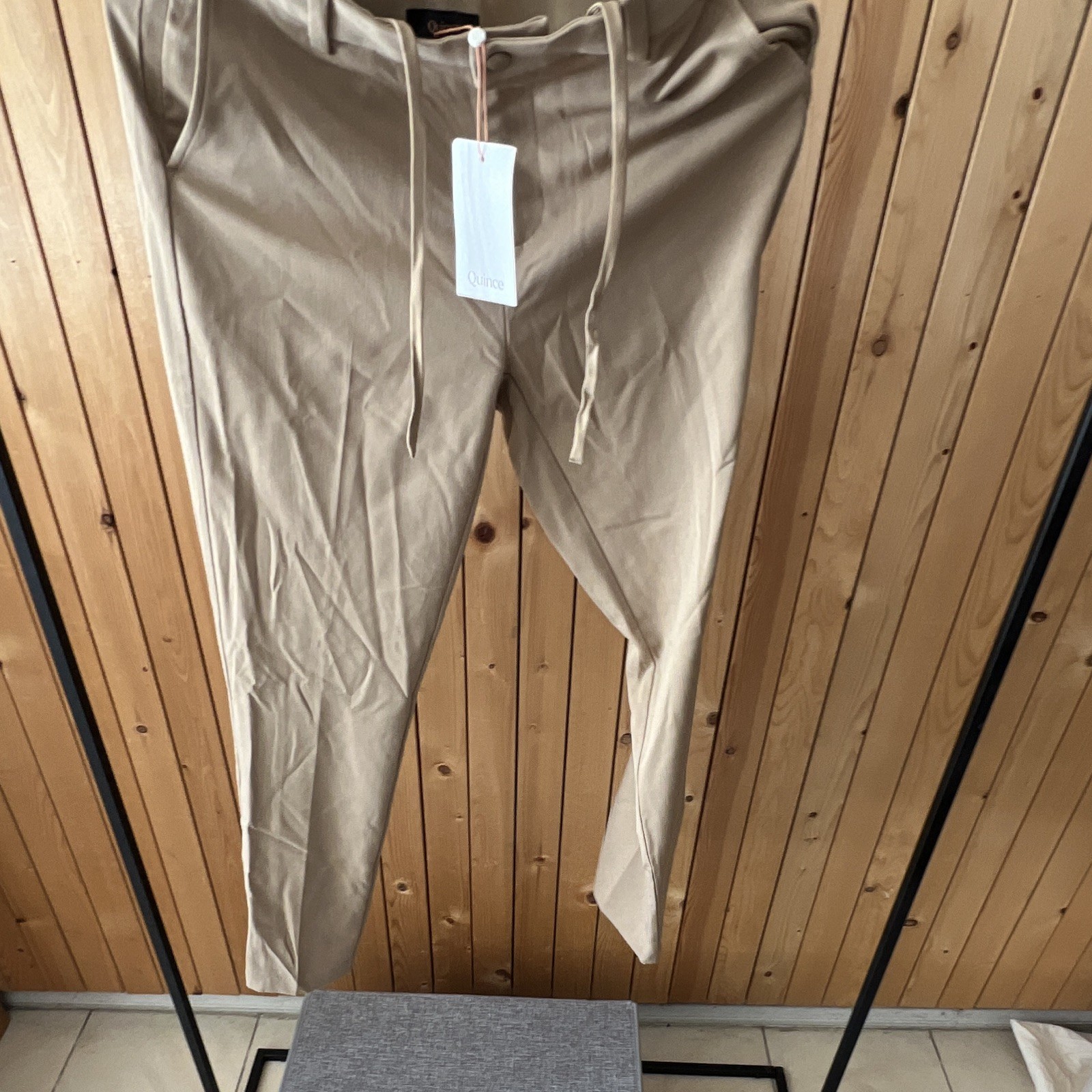 Quince Men’s Beige Slim Tapered Chino Pants 30 Regular Drawstring Flat Front