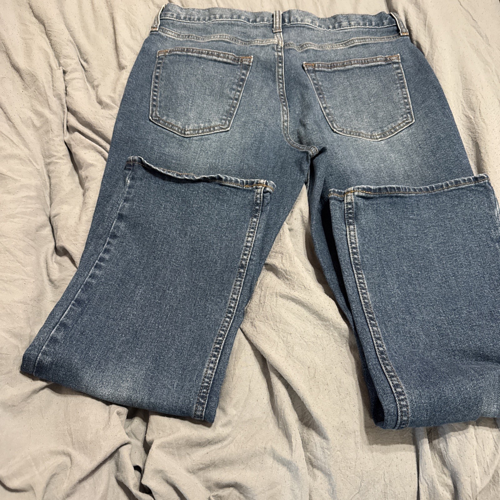 Old Navy Loose Men’s size 32×30 Medium Wash Blue Denim Jeans