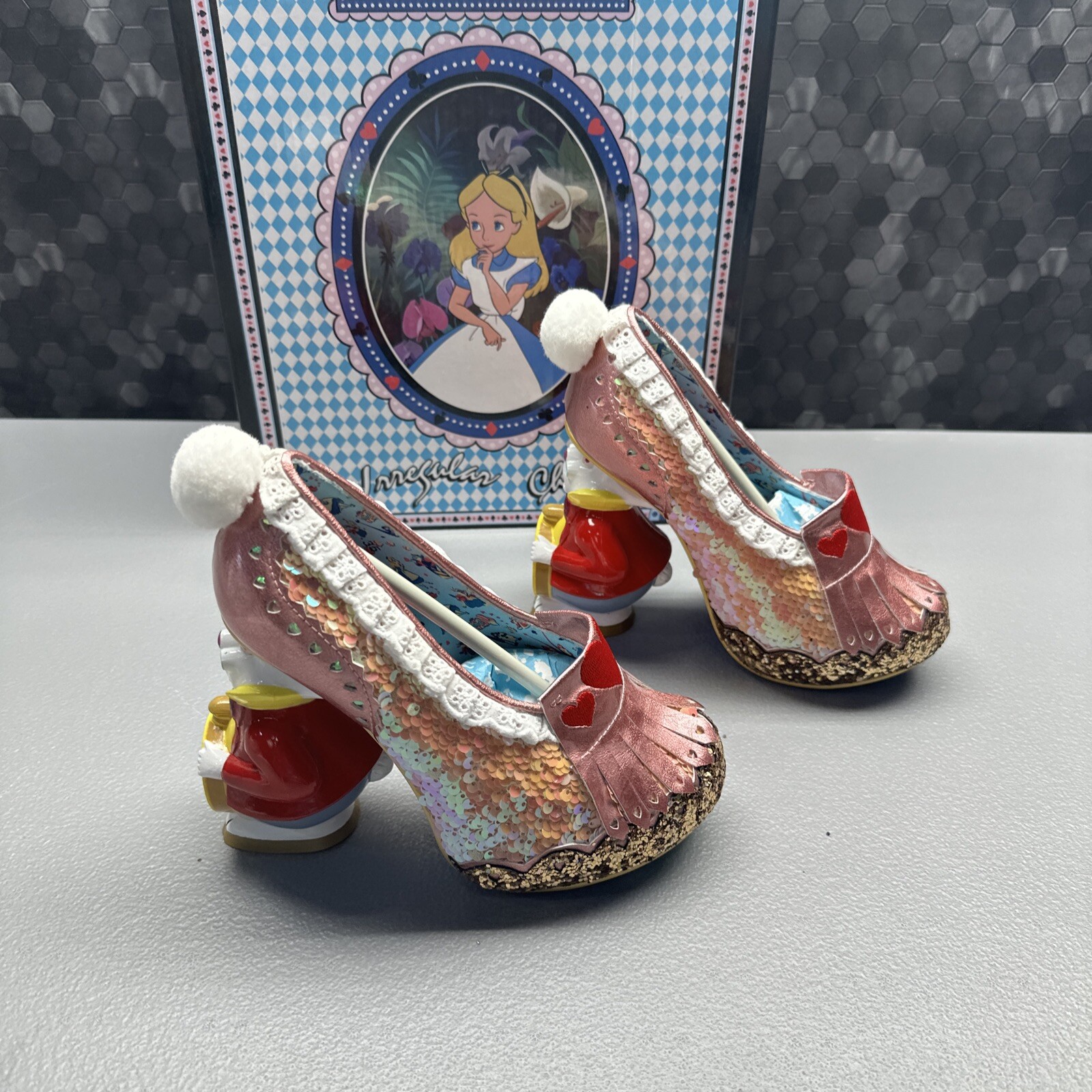 Alice In Wonderland Irregular Choice WHITE RABBIT SHOES NEW IN BOX SIZE 35