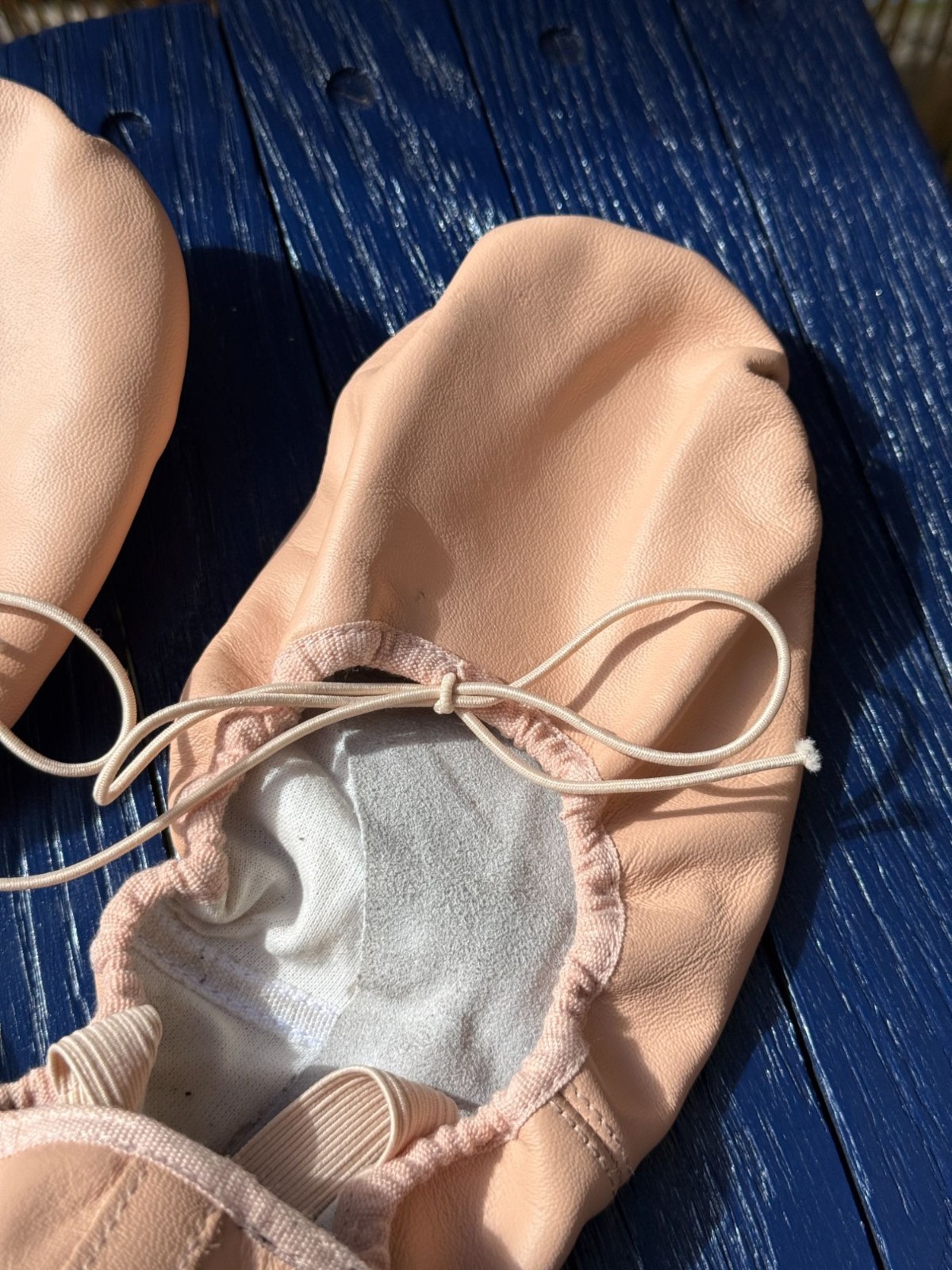 Bloch Women’s Dansoft II Split Sole Pale Pinke Leather Ballet Slipper in 8c