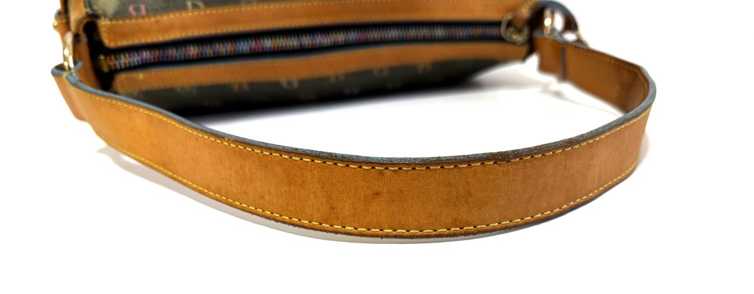 NICE VTG DOONEY & BOURKE Y2K MULTICOLOR DB COATED CANVAS DOUBLE POCKET HANDBAG