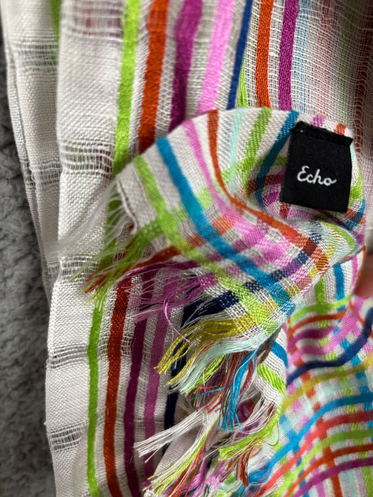 Echo Women’s Oblong Fringed Multifunctional Scarf One Size New Without Tag’s
