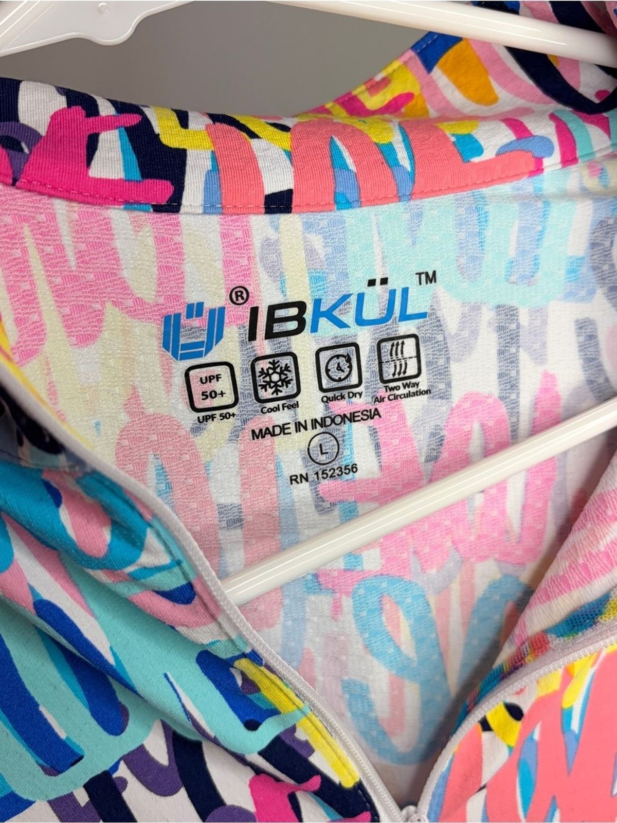 IBKUL UPF 50+ Multicolor Print Performance Long Sleeve Top Sun Protectant Large