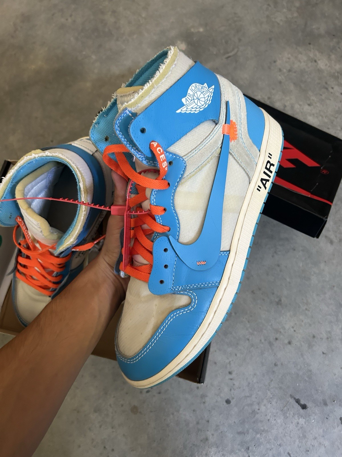 Nike Air Jordan 1 off white unc sneakers