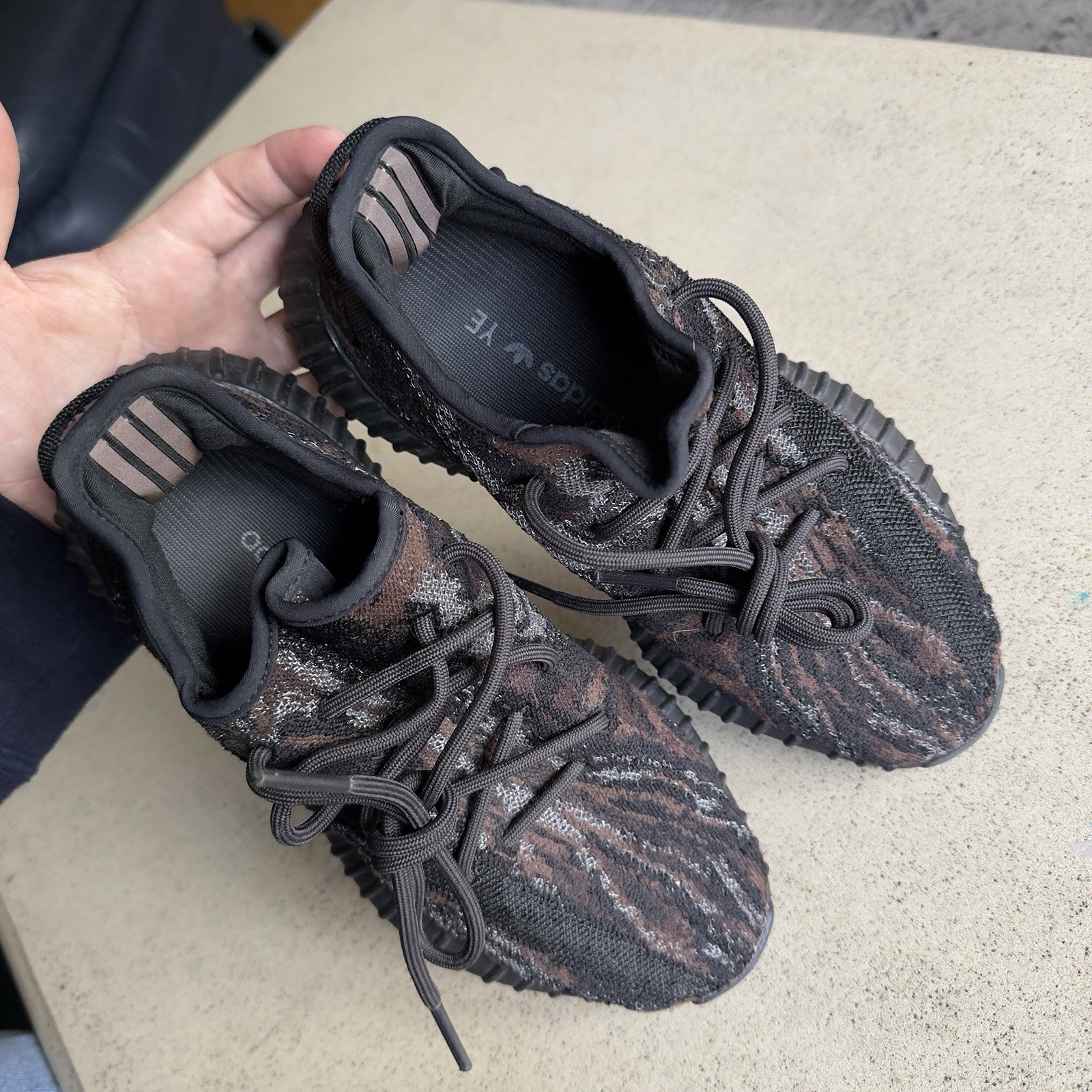 Adidas Yeezy Boost 350 V2 Mens Size 6.5 MX Rock GW3774