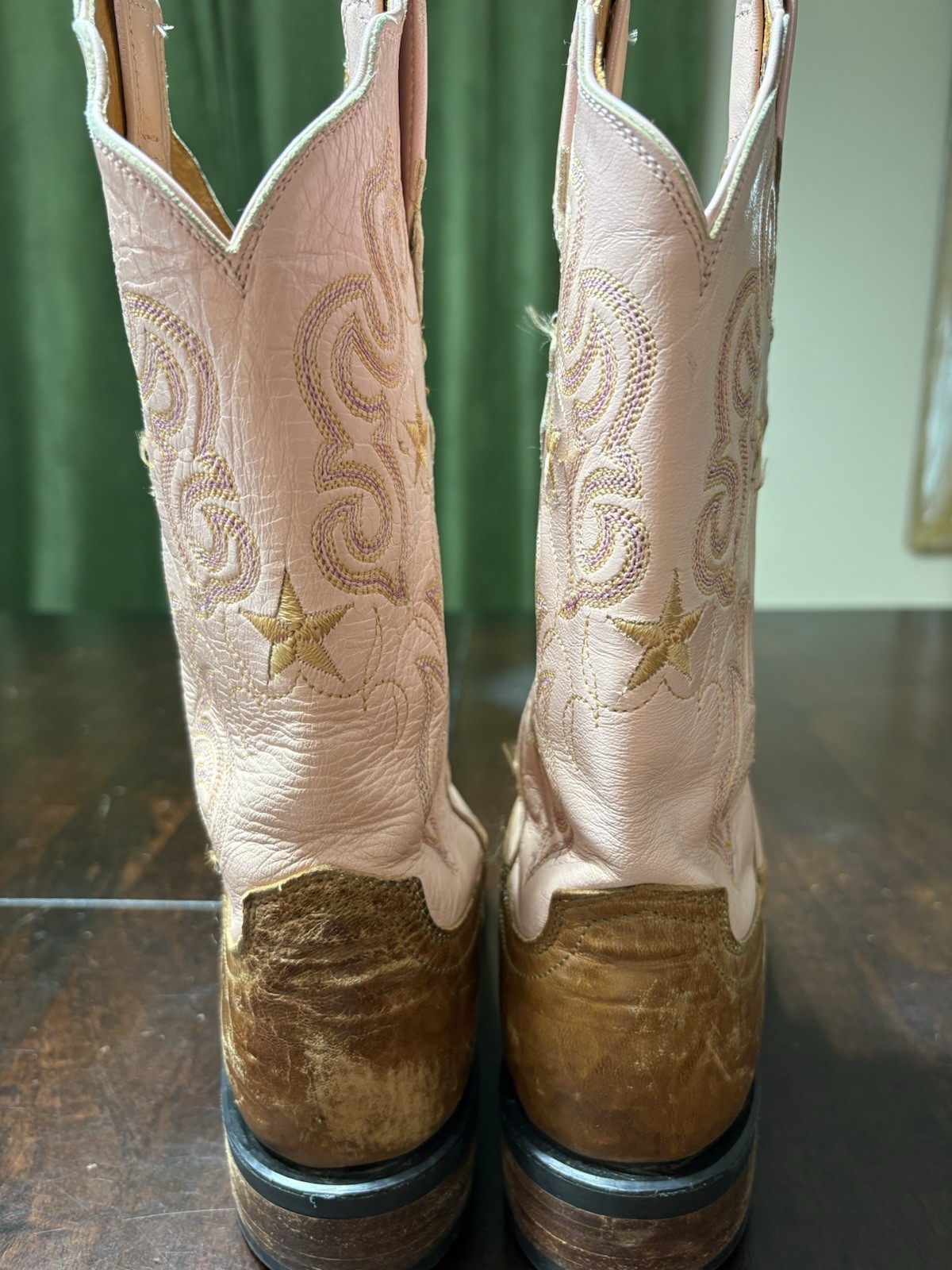 Lucchese 2000 Women Cowboy Boots Pink GoldStar Embroidered T1691HD Sz 6 1/2 B