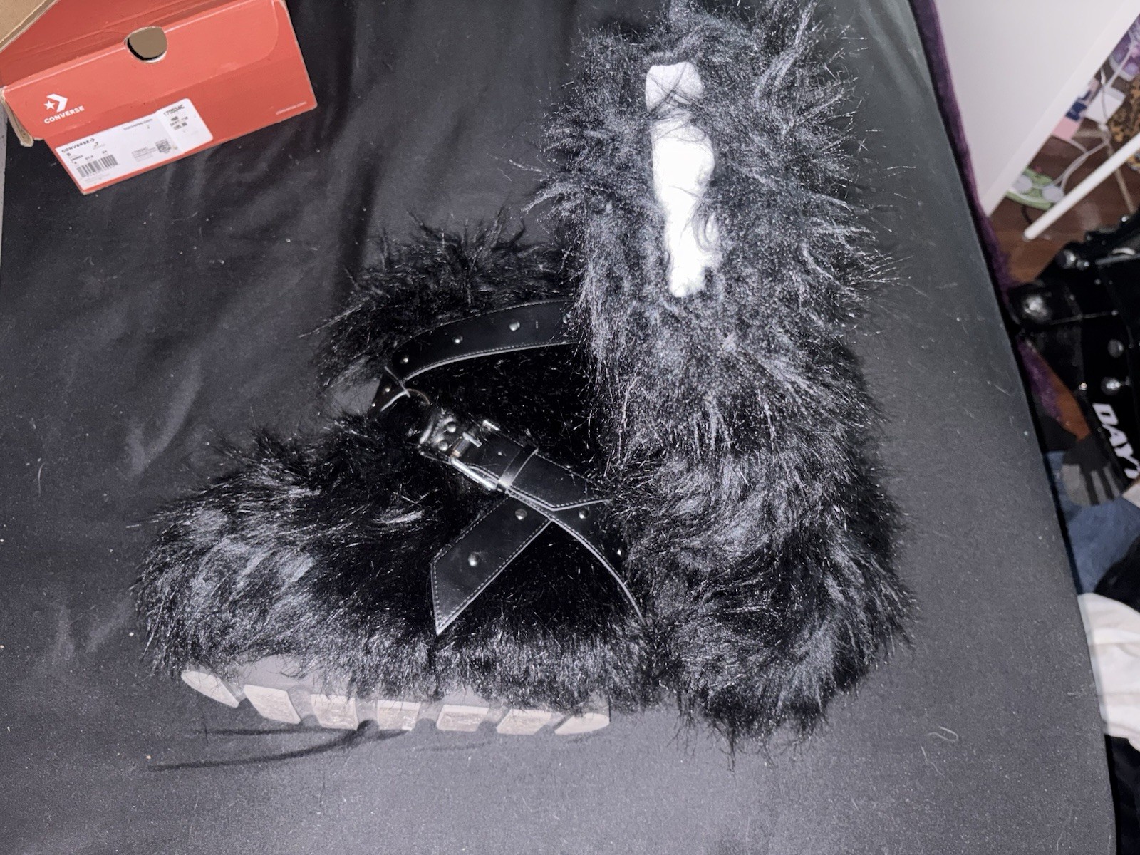 Dollskill Low wild instincts faux fur boots- black US 7W