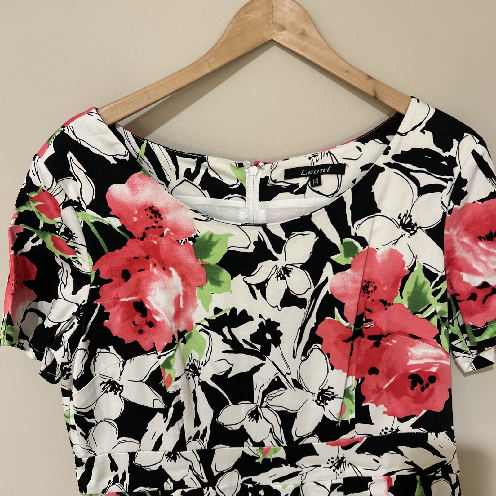 White, Black And Pink Floral Fit And Flare Dress Size 14