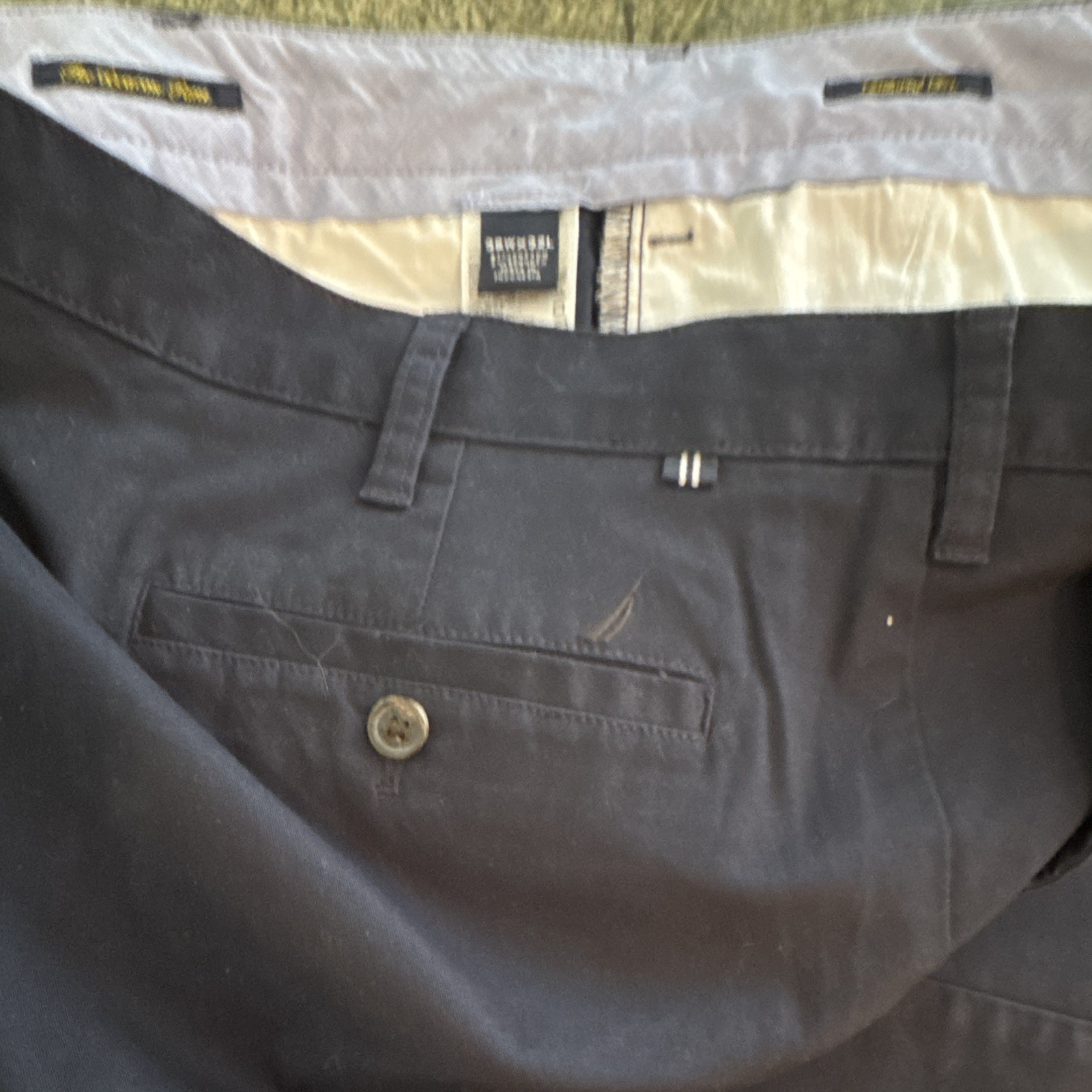 Nautica Men’s Navy Solid Cotton Twill Chino Pants Tailor Fit Beacon Pant