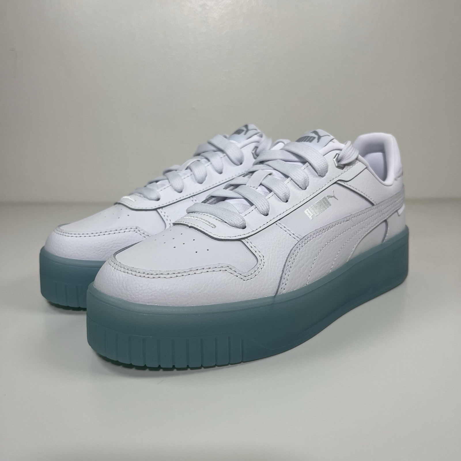 Puma Women’s Carina Street Iced Size 8.5 White Blue