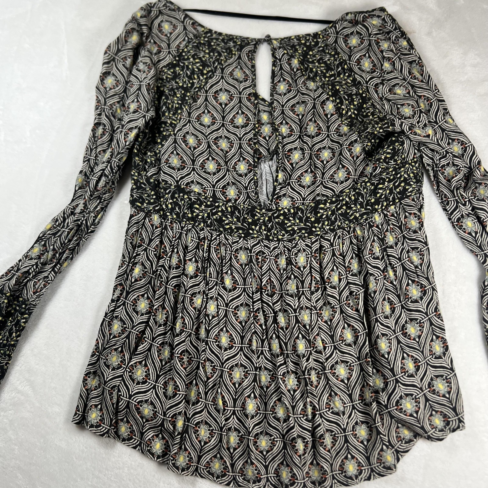 Free People Boho Tunic Womens Small Black Print Long Sleeve Keyhole Top
