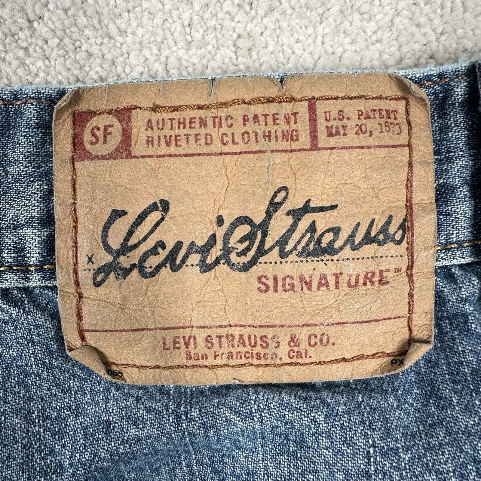 Vintage Y2K Levis Cargo Shorts Baggy Denim Mens 40 Relaxed Hip Hop Grunge 90s