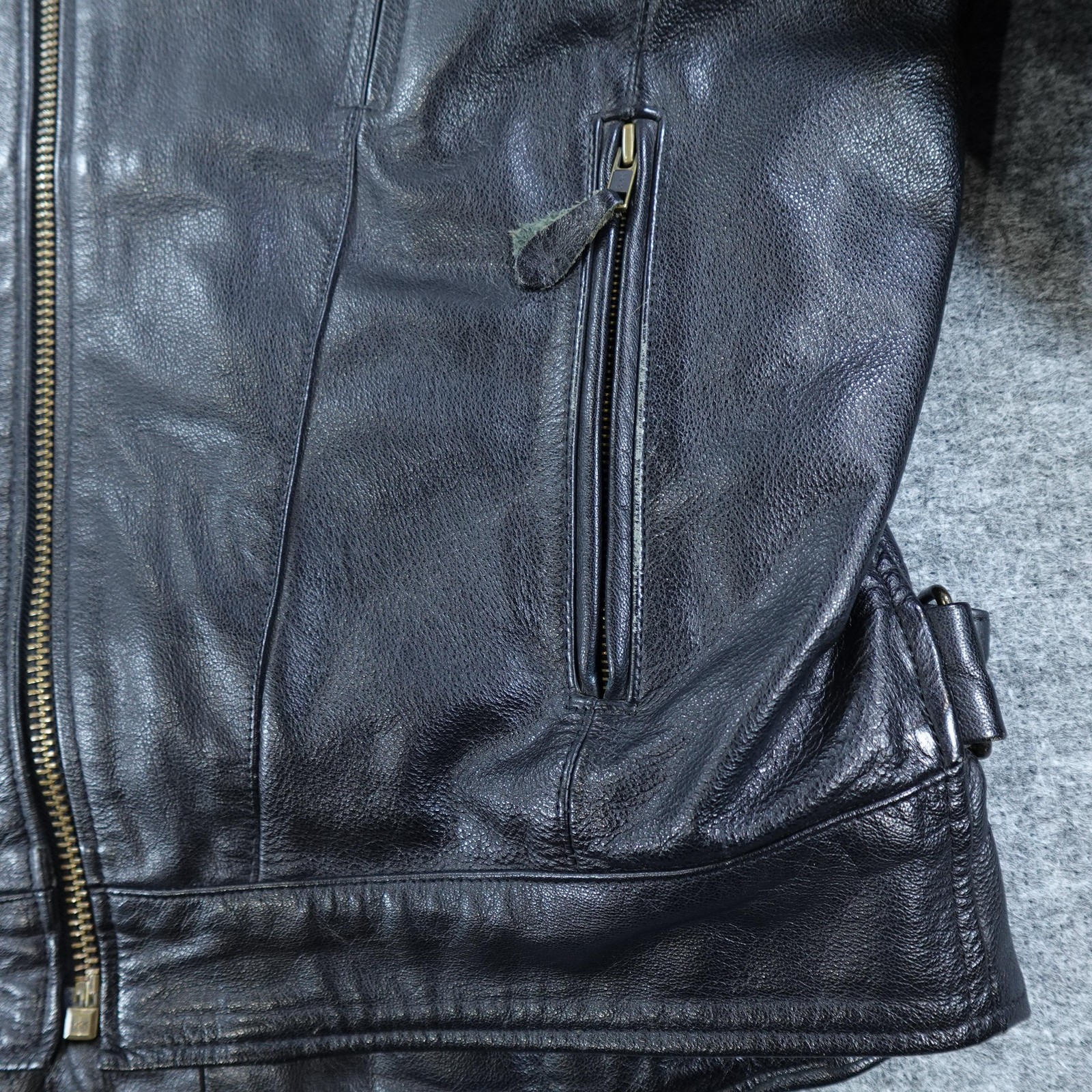 MOB Leather Motorcycle Jacket Men 42 Black Biker Moto Riding Heavy Lined Genuine