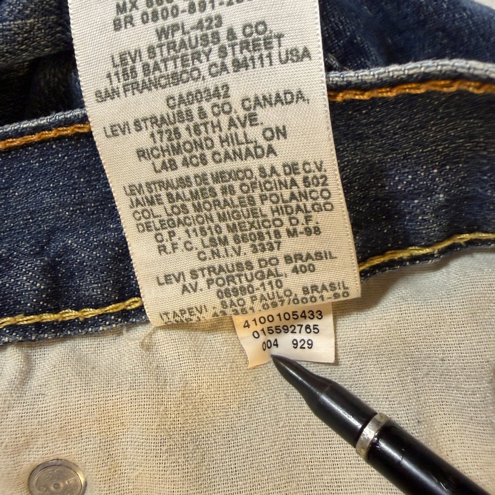 Levi’s 559 Relaxed Straight Leg Men’s Jeans