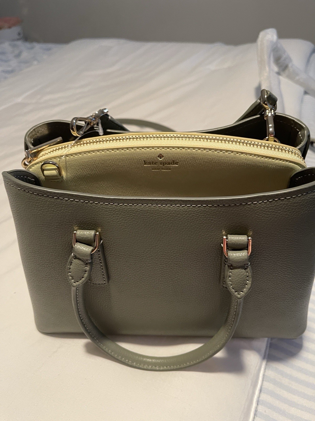 Kate Spade Green Medium Satchel Zip Top Handle Detachable Adjustable Strap