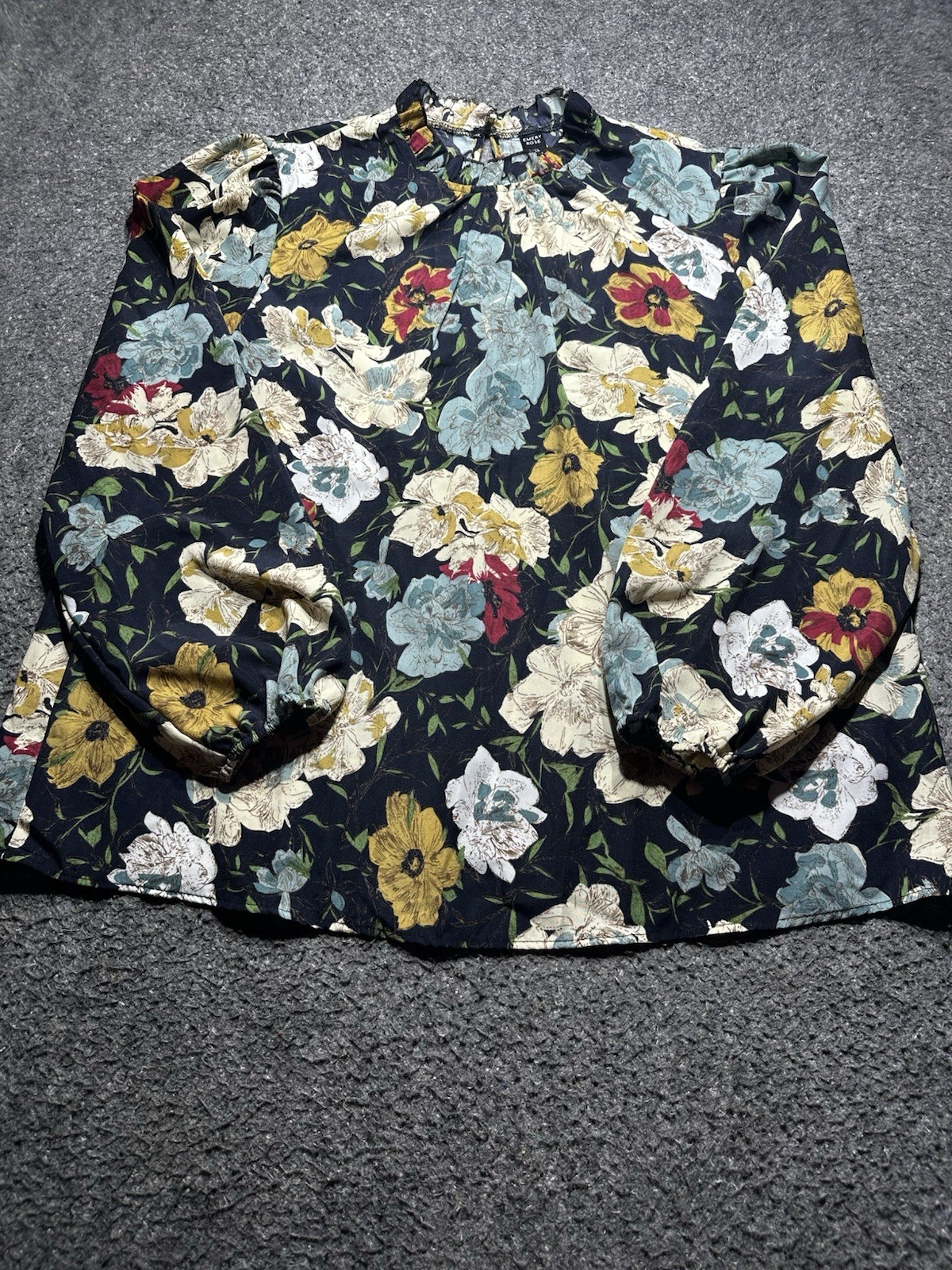 Emery Rose Women 1XL Floral Blouse Ruffle Neck Elastic Sleeve Long Sleeve