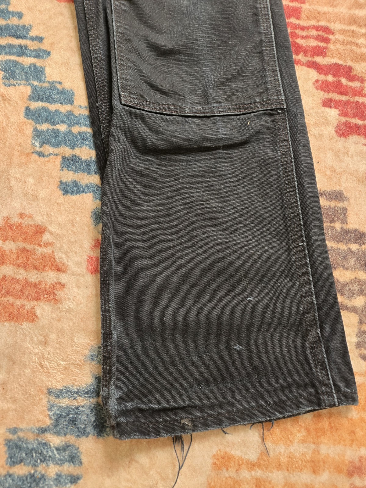 CARHARTT CARPENTER DOUBLE KNEE BLACK PANTS. 30×34. Distressed. B01.
