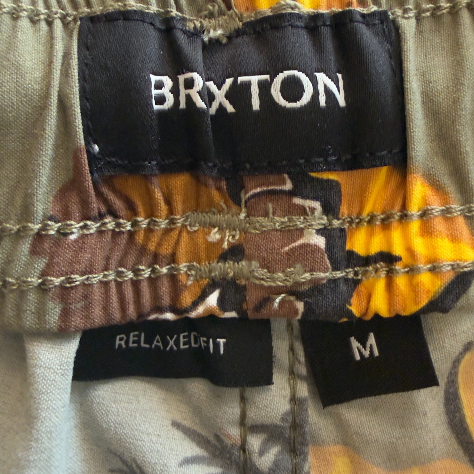 NEW! Brixton Everyday Stretch Hybrid Short Mens Medium Olive Floral Tropical NWT
