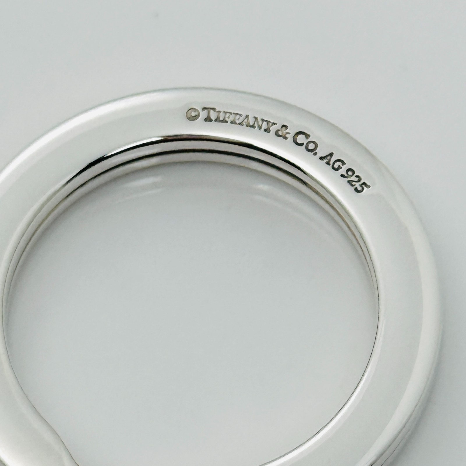Tiffany & Co Heavy Thick Key Ring in Sterling Silver Keyring