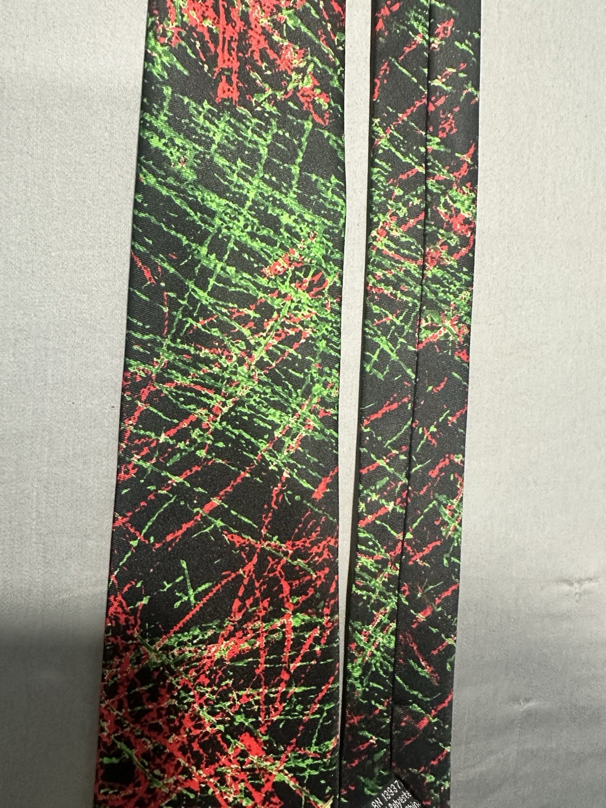 VTG Black With Red/Greem Splatter Necktie Delta Pilots
