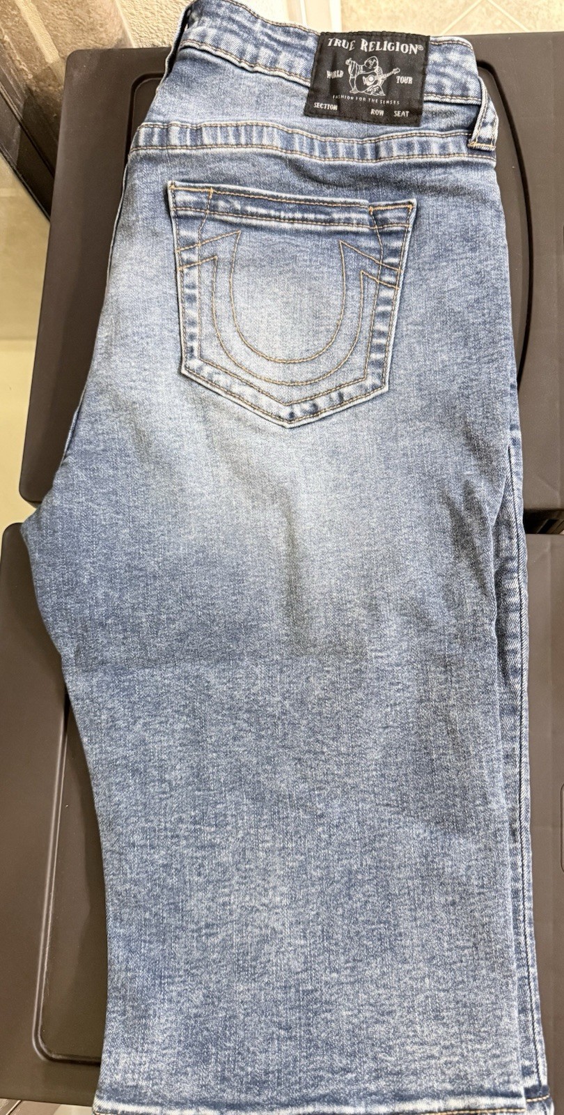 Women’s Authentic True Religion Riley Knee Length Shorts, Size 32