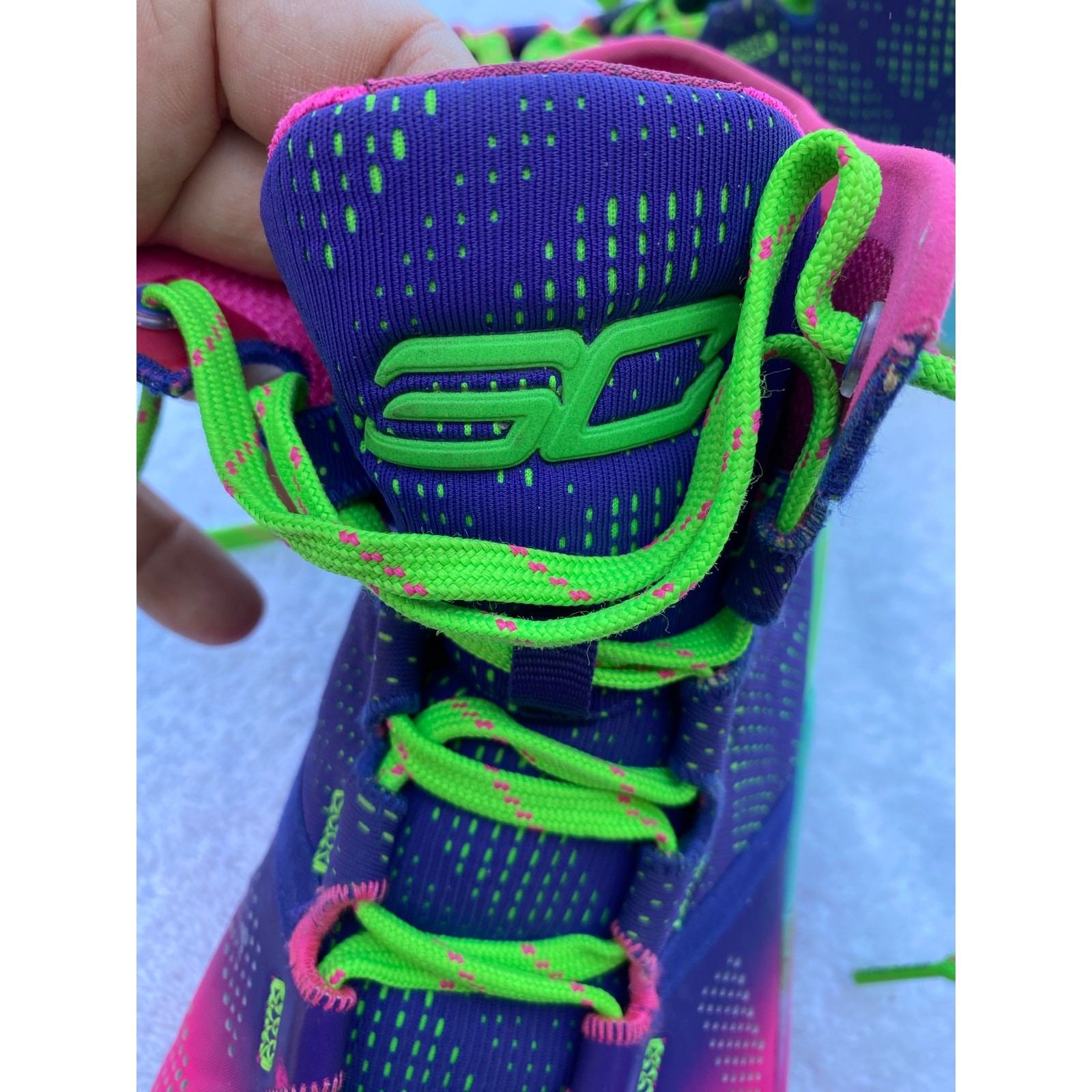 Under Armour Curry 2 Retro “Northern Lights” Basketball Shoes – Men’s 10.5