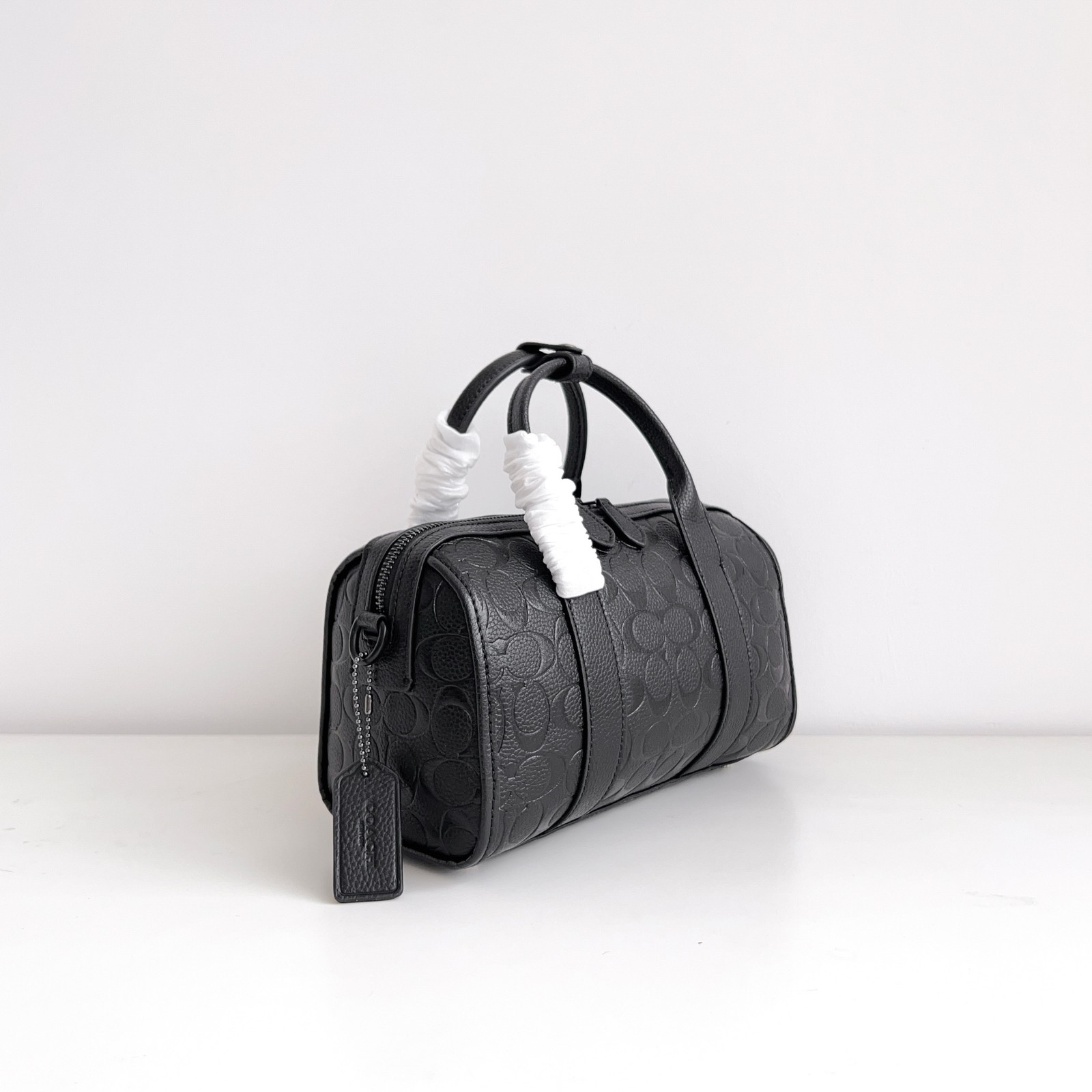 COACH Gotham Duffle 24 In Signature Leather Black CZ497 Outlet NEW