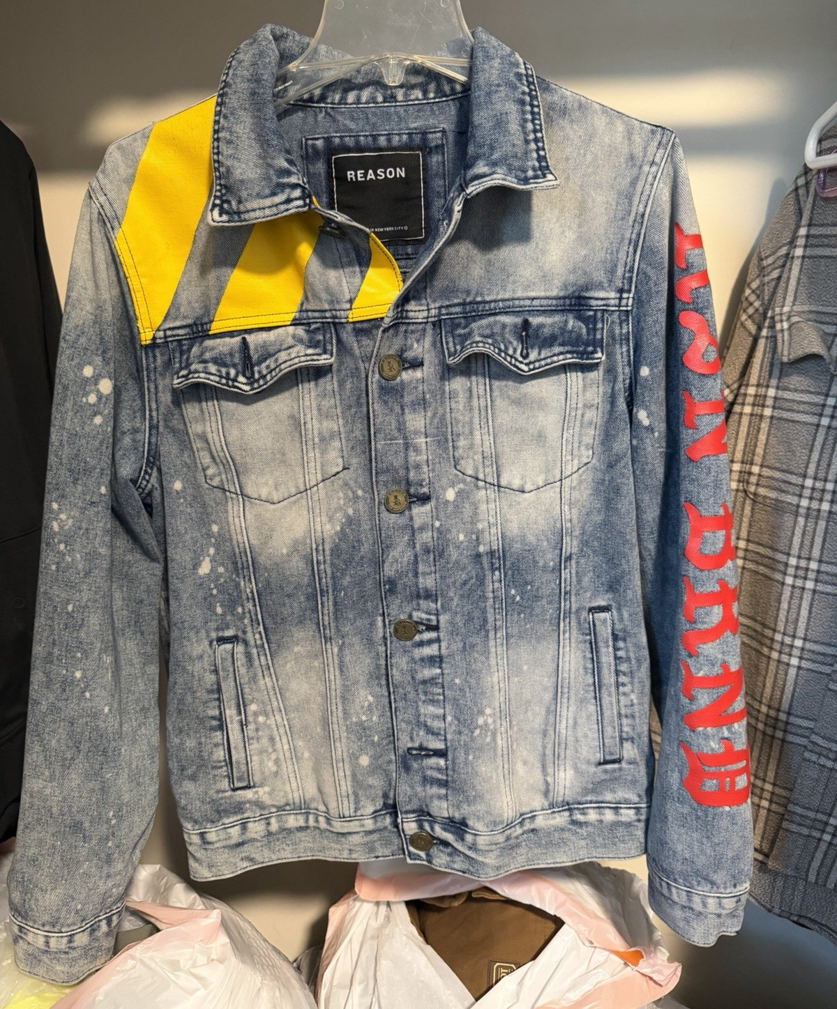 Reason Mens Blue Jean Jacket M Yellow Panel Red Sleeve Text Button Pockets
