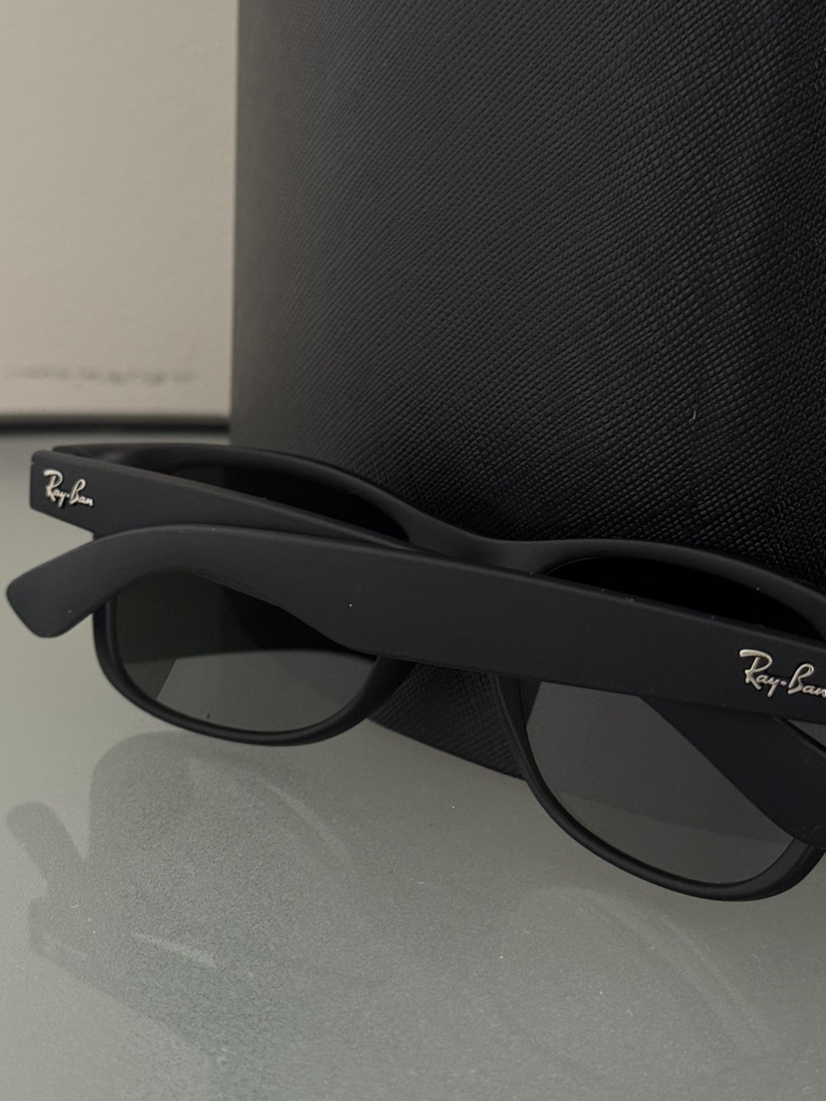Ray-Ban Wayfarer RB2132 Sunglasses 55mm Matte Black Frame G-15 Green Lens