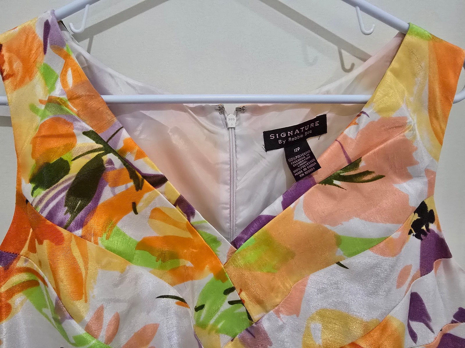 Signature by Robbie Bee Womens Size 12 Colorful Floral Sleeveless Lined Dress