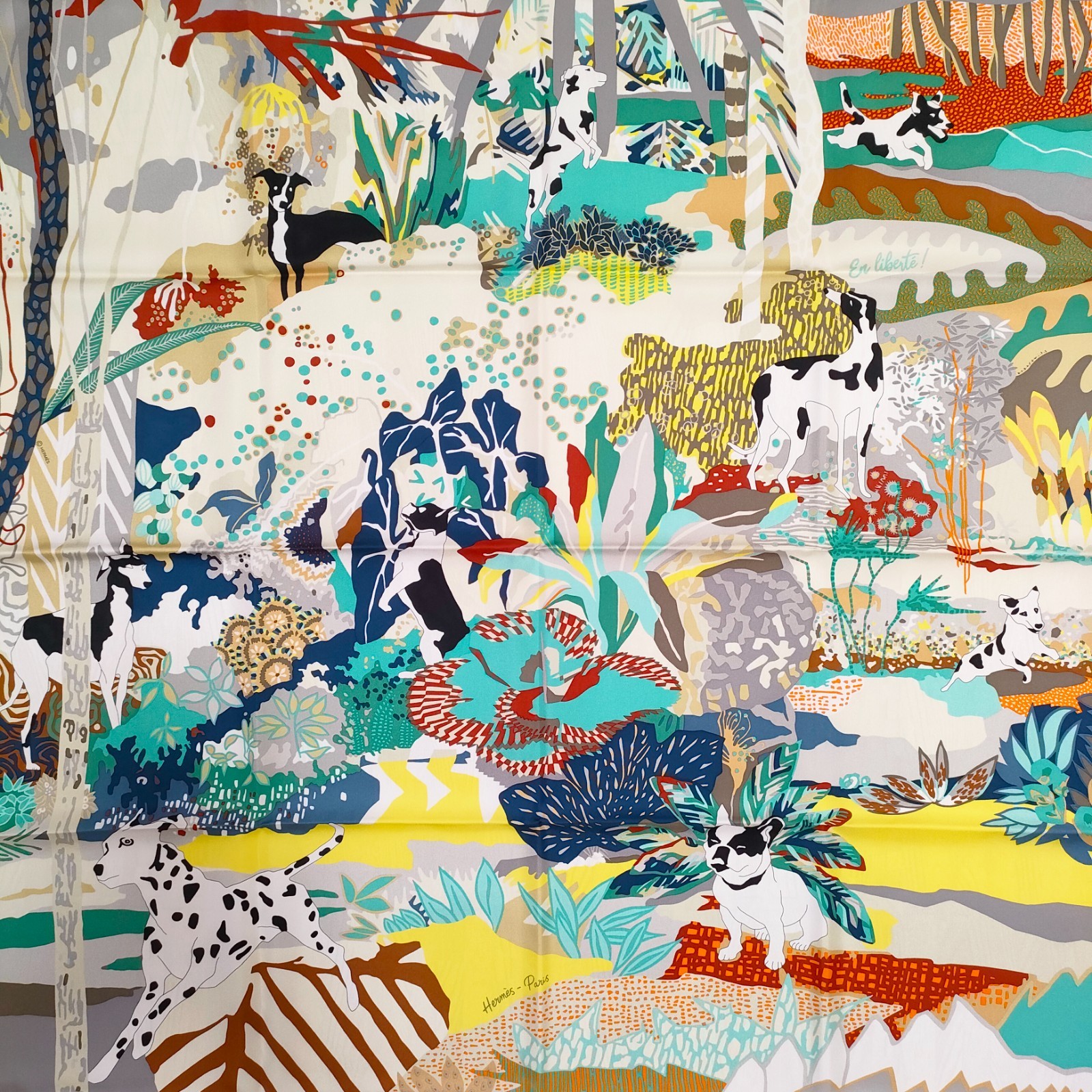 Unused w/box HERMES Carre 90 En Liberte ! Dog 35in Silk Scarf 90cm US duty free