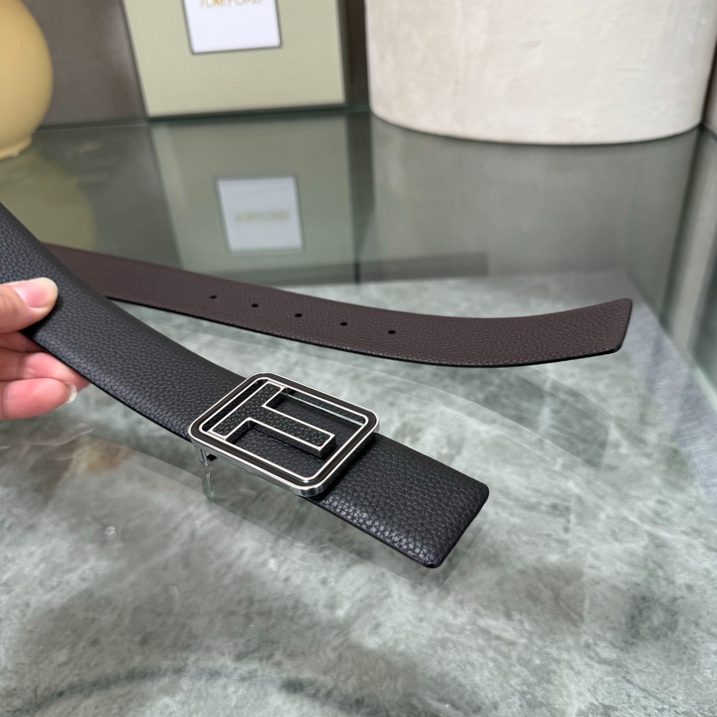 Authentic Tom Ford Reversible Leather T-Buckle Belt Luxury Designer Fashion