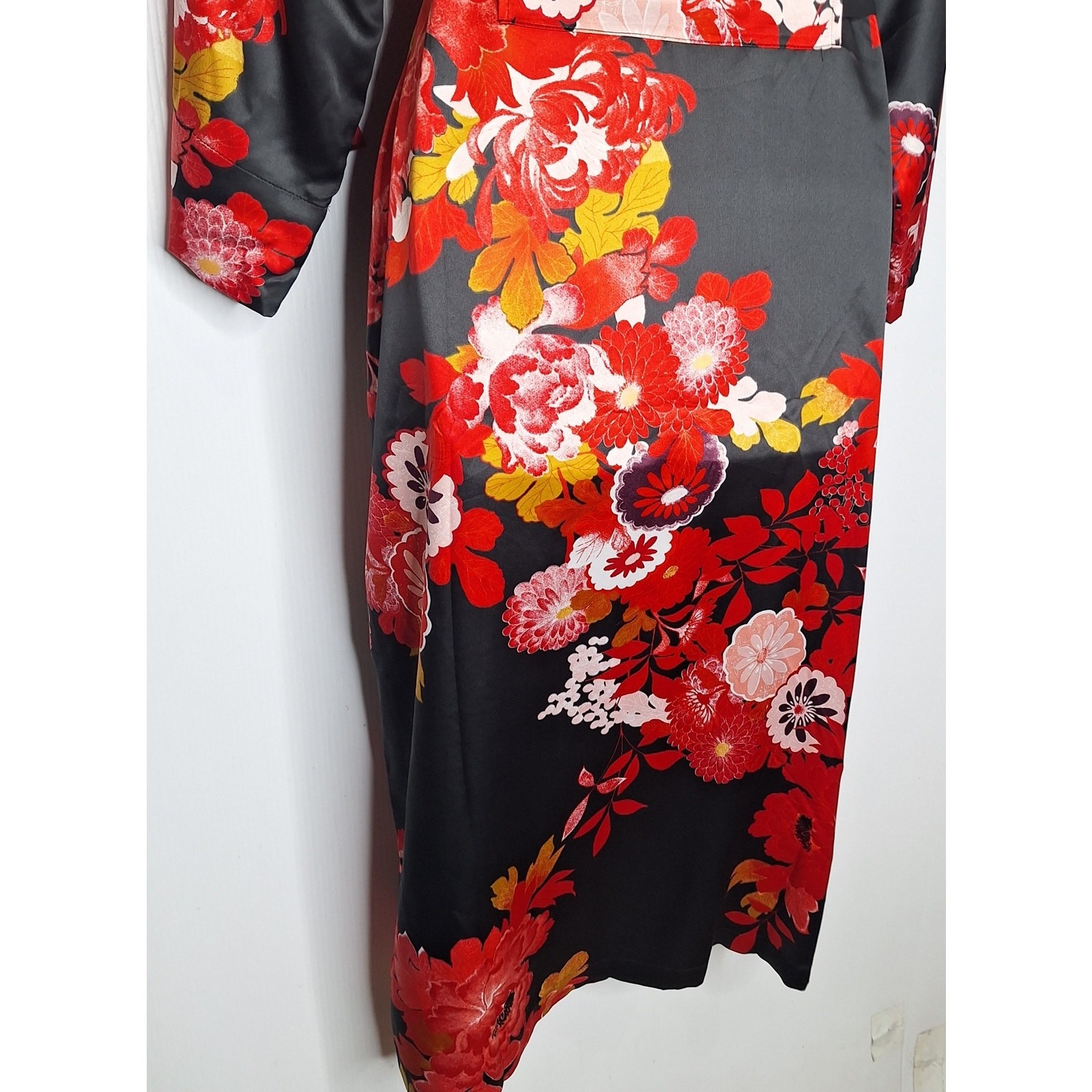 Natori Empress Satin Floral Kimono Robe Mid Length Long Medium Belted Glam Wrap