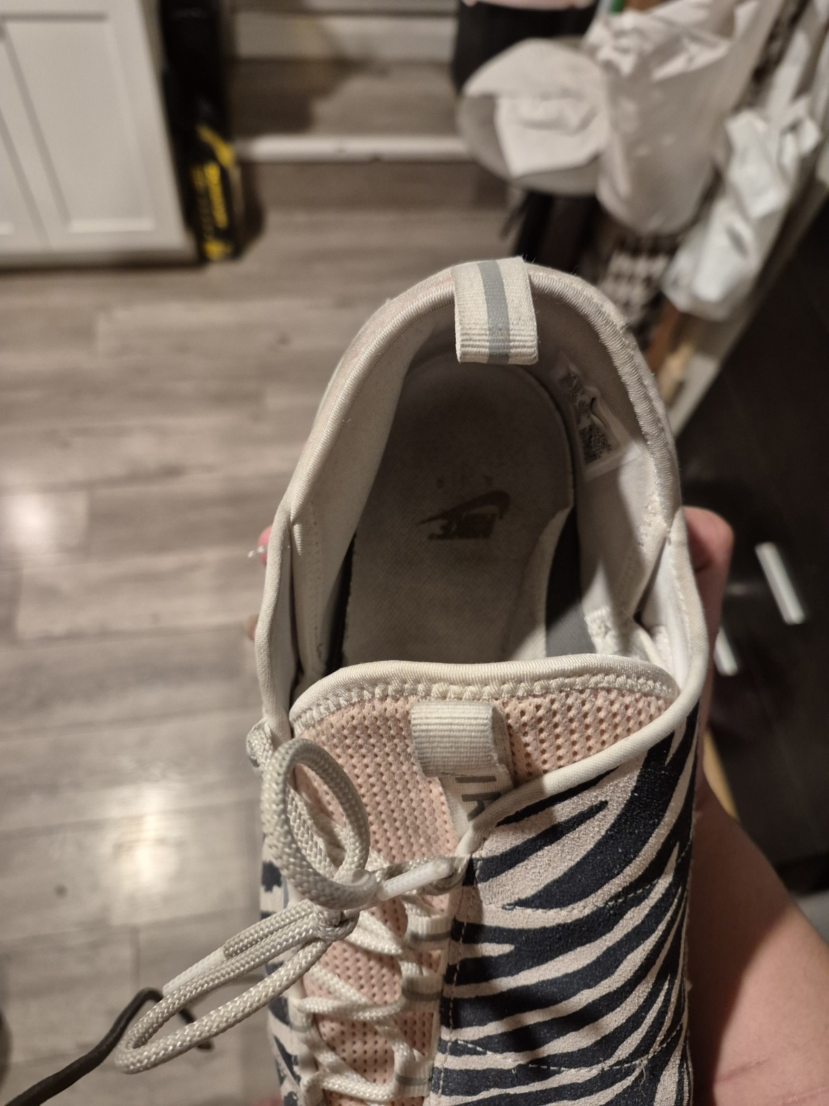 Olivia Kim Footscape
