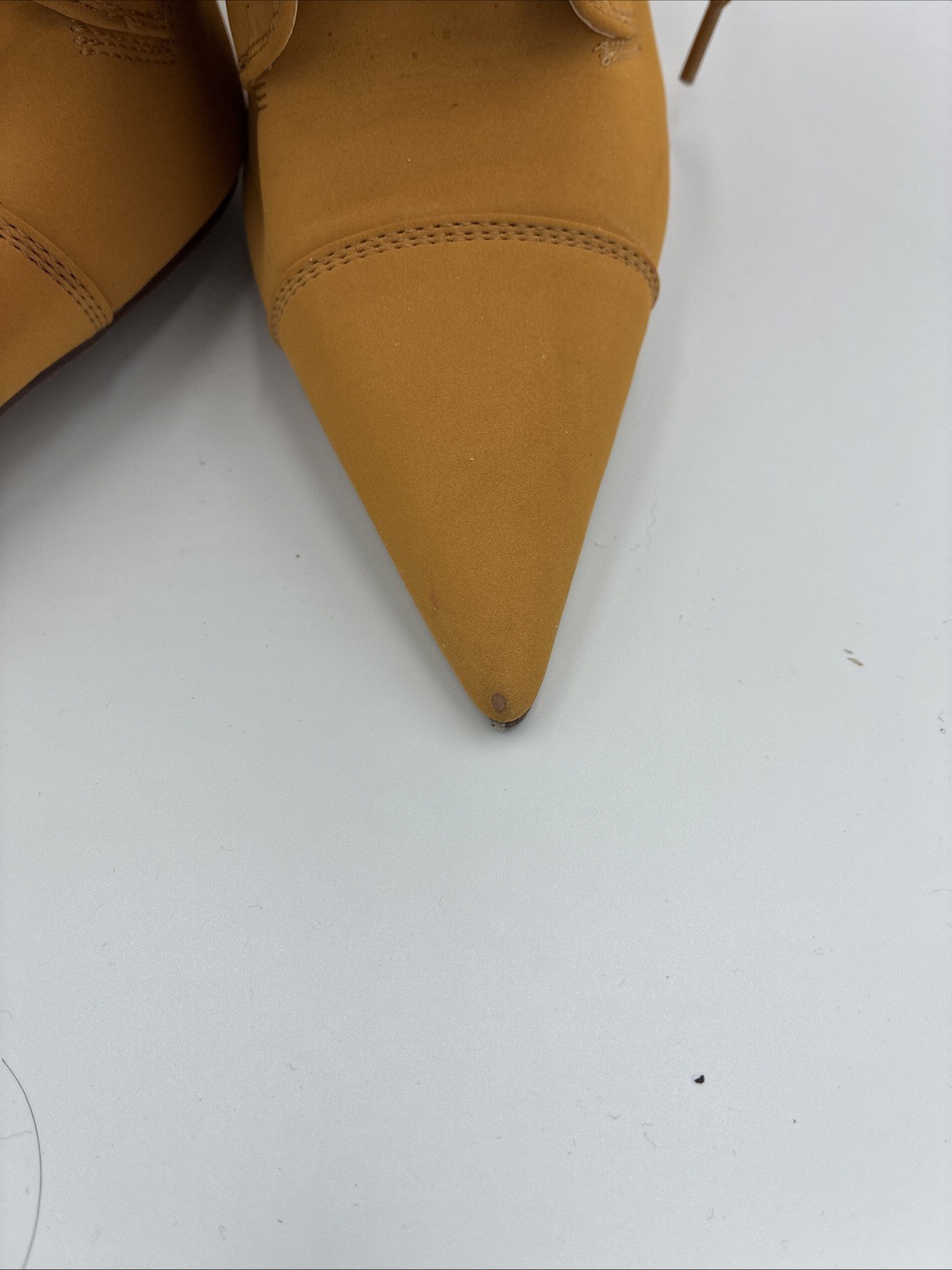 AZALEA WANG YELLOW LACE UP STILETTO BOOTIE SIZE US 8