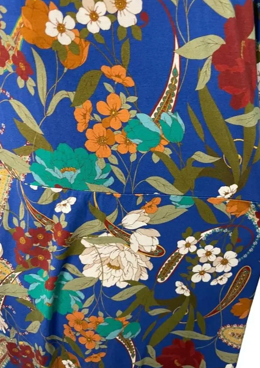 Johnny Was Knee Length BLUE Floral dress, Size Large. Excellent condition.