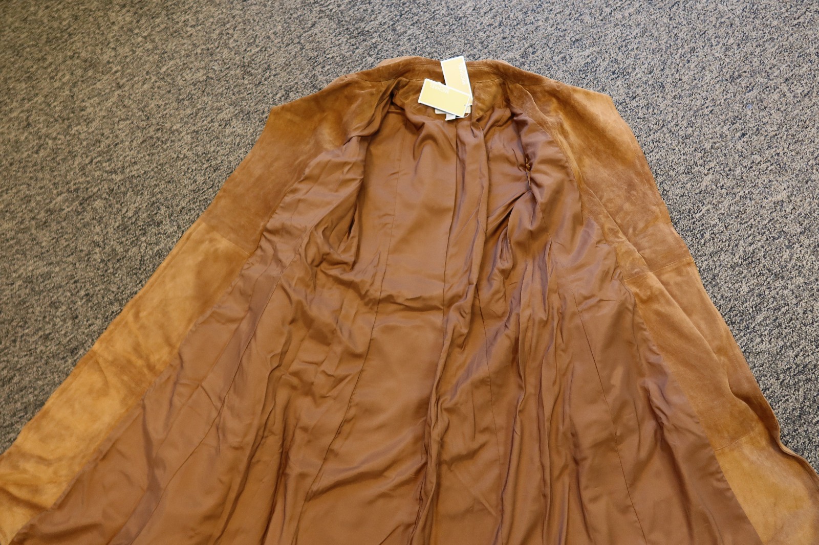 $695 New Michael Kors Calf Suede Buttonless Trench Coat – MEDIUM – Acorn Brown