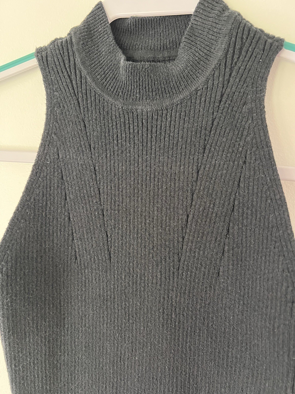 Abercrombie & Fitch Women’s Black Solid Knit Mock Neck Sleeveless Tank Top S