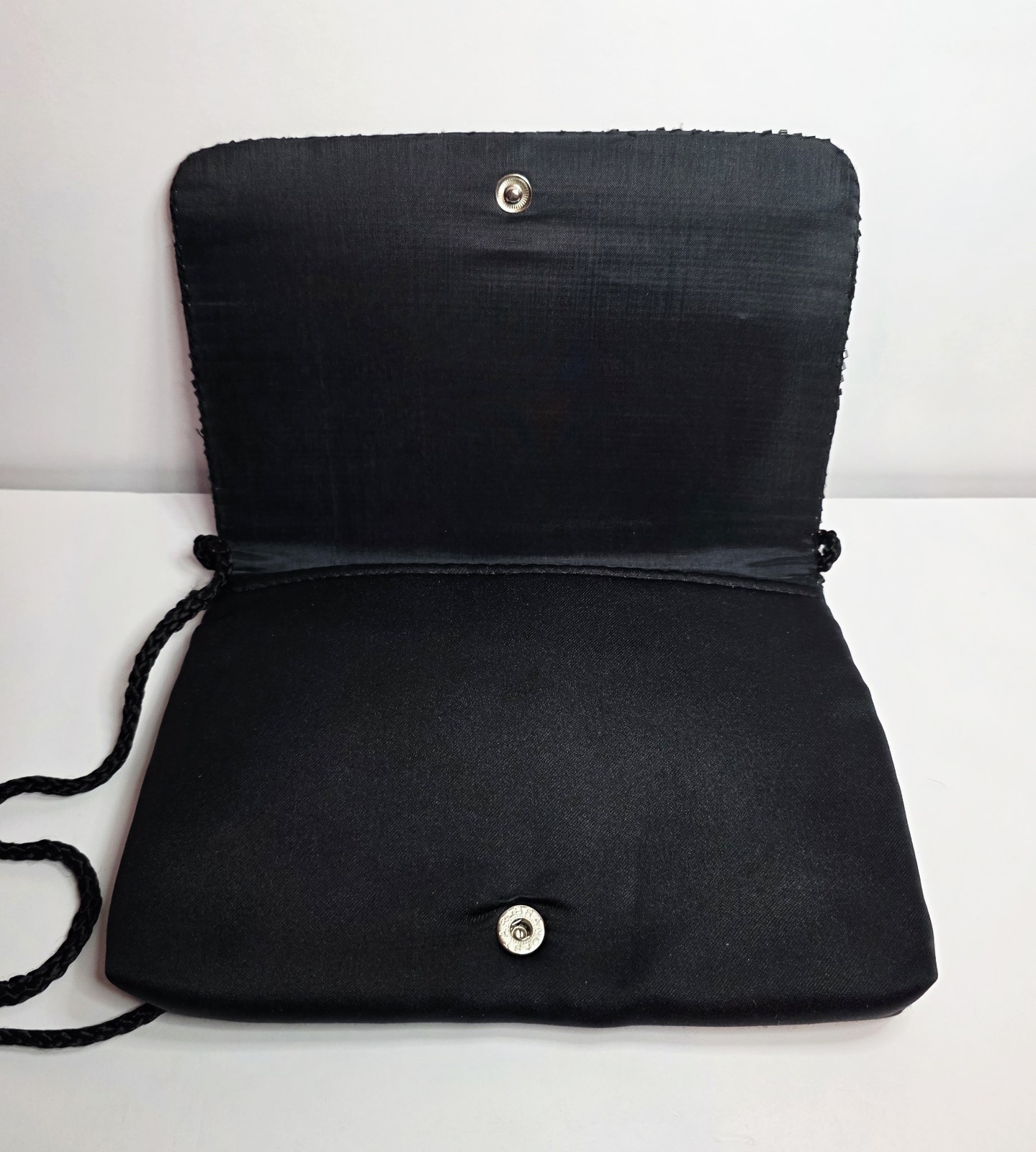 1990’s Black Silver Red Beaded Black Satin Evening Clutch Shoulder Bag 7.75×5.3″