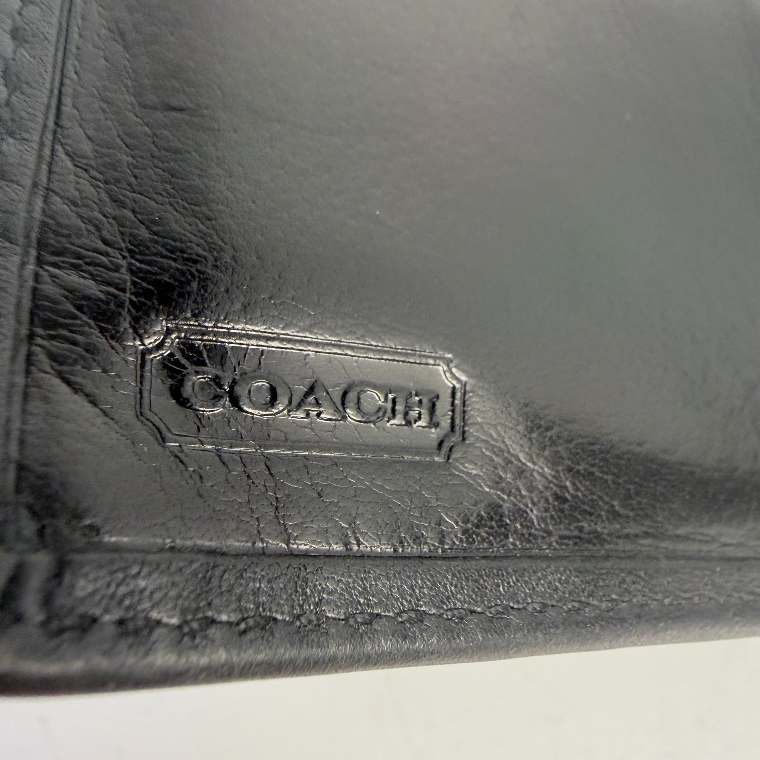 Coach Leatherware Black Leather Wallet Organizer White Stitch Zip Coin Holder
