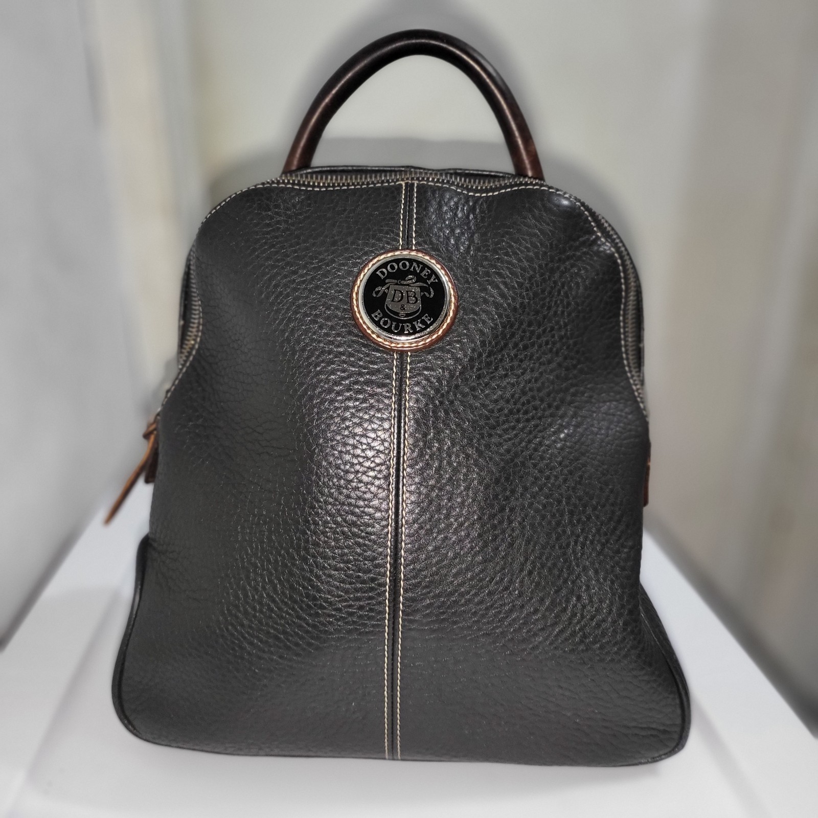 Dooney & Bourke Black Pebbled All Weather Leather Backpack Purse Y2K Zip