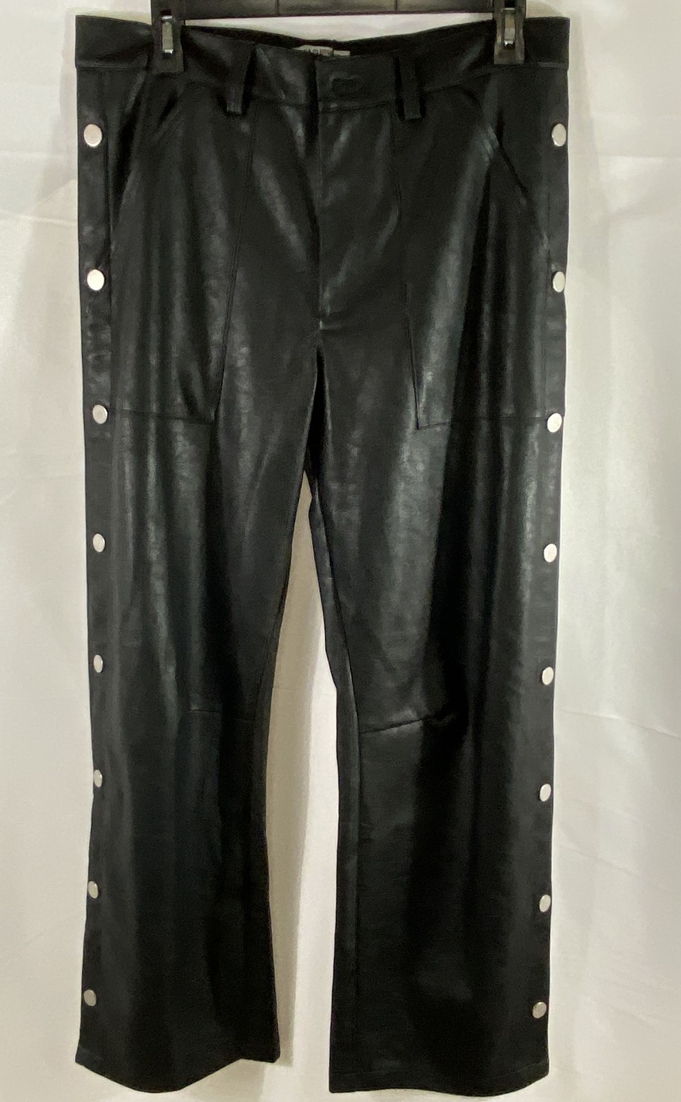 LNA Women’s Black Faux Leather Pleather Snap Detail Pants Size Large NWT