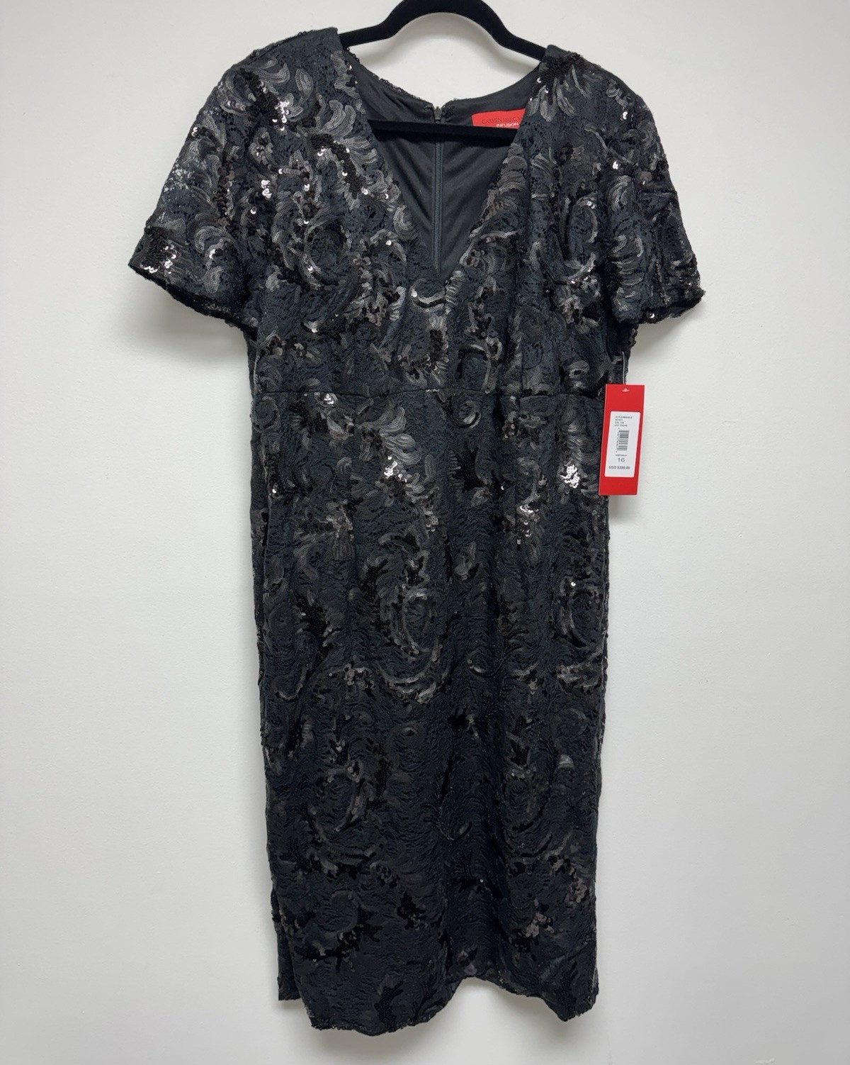 Carmen Marc Valvo Black Sequin Lace Sheath V-Neck Short Sleeve Sz 16 NWT