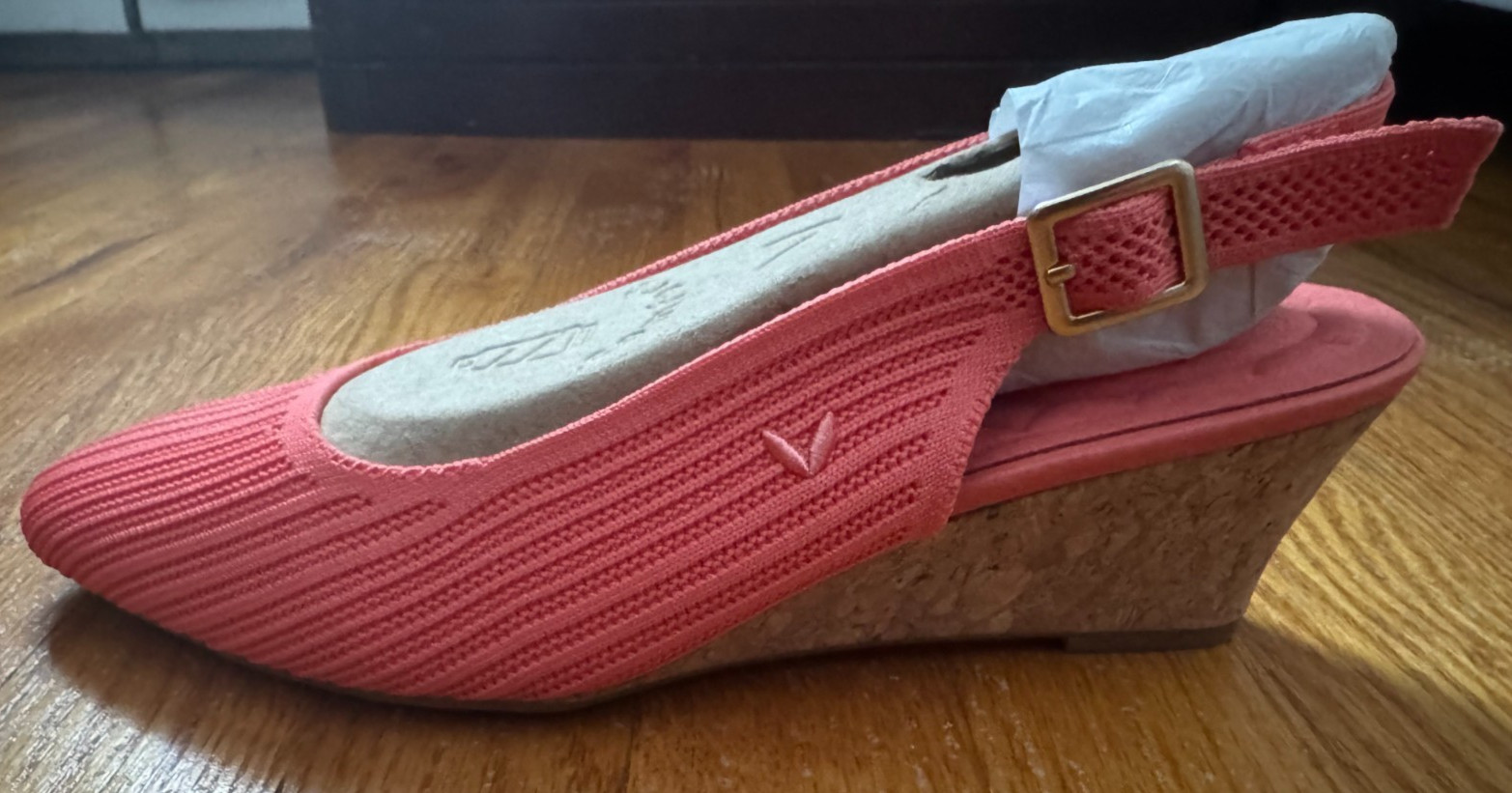 Vivaia Tamia Slingback Wedge Pro, 7.5, Old Money Arch Support, Salmon Pink, Rare